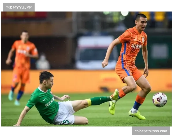 成都蓉城前两轮轰入6球领跑 但防守端川渝德比暴露隐患 成都蓉城前两轮轰入6球领跑 但防守端川渝德比暴露隐患